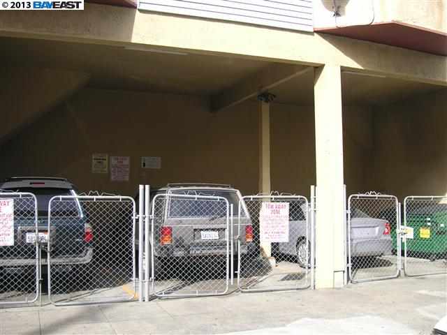 848 INTERNATIONAL BLVD, OAKLAND, California 94606-3629, ,Comm Ri Multi-units 5+,For Sale,INTERNATIONAL BLVD,40608536
