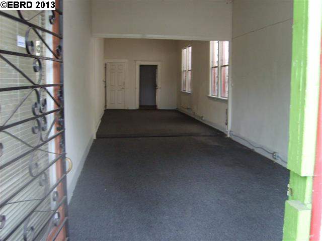 9631 INTERNATIONAL BLVD, OAKLAND, California 94603-2507, ,Comm Ri Multi-units 5+,For Sale,INTERNATIONAL BLVD,40611992