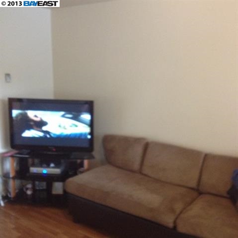 21354 OAK ST, HAYWARD, California 94546-6834, ,Comm Ri Multi-units 5+,For Sale,OAK ST,40613652