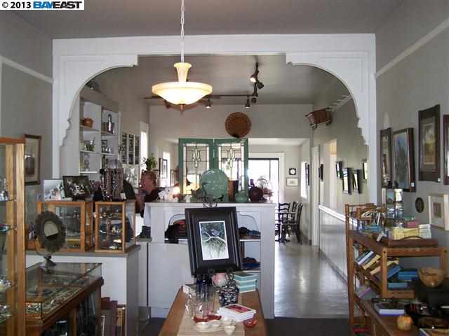 1113 LINCOLN AVE, ALAMEDA, California 94501-2323, ,Comm Lots And Land,For Sale,LINCOLN AVE,40934366