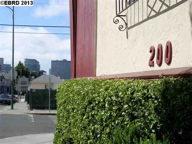 200 E. 15th St., OAKLAND, California 94606, ,Comm Ri Multi-units 5+,For Sale,E. 15th St.,40614303