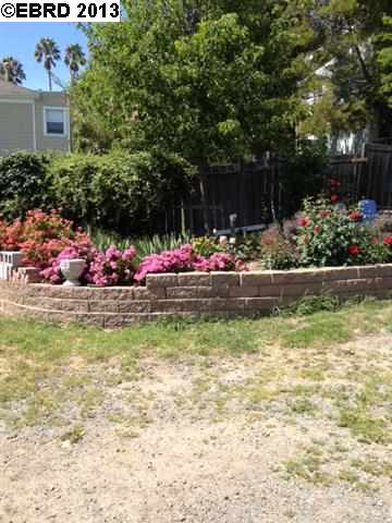 1131 Bella Vista Avenue, OAKLAND, California 94610, ,Comm Ri Multi-units 5+,For Sale,Bella Vista Avenue,40615224