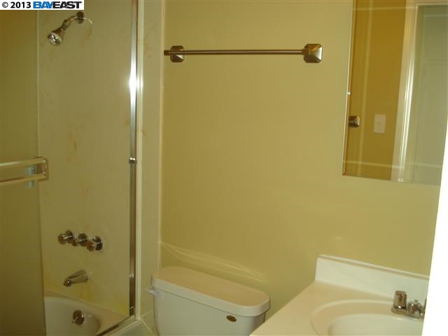 1270 143rd Avenue, SAN LEANDRO, California 94578, ,Comm Ri Multi-units 5+,For Sale,143rd Avenue,40615252