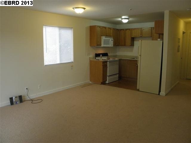 3142 Coolidge, OAKLAND, California 94602, ,Comm Ri Multi-units 5+,For Sale,Coolidge,40615616