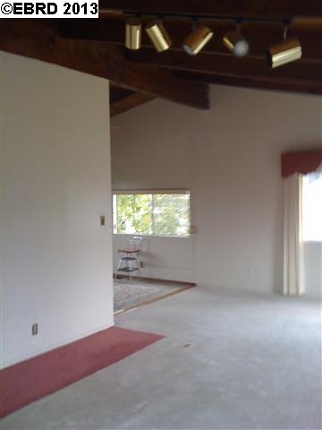 1927 STUART ST, BERKELEY, California 94703-2214, ,Comm Ri Multi-units 5+,For Sale,STUART ST,40616377
