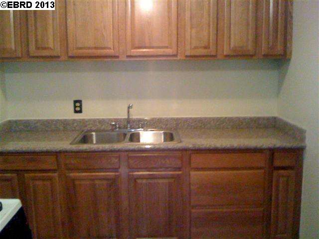 1927 STUART ST, BERKELEY, California 94703-2214, ,Comm Ri Multi-units 5+,For Sale,STUART ST,40616377