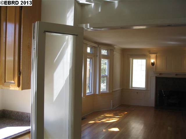 244 29TH ST, OAKLAND, California 94611-5915, ,Comm Ri Multi-units 5+,For Sale,29TH ST,40616454