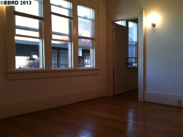 244 29TH ST, OAKLAND, California 94611-5915, ,Comm Ri Multi-units 5+,For Sale,29TH ST,40616454