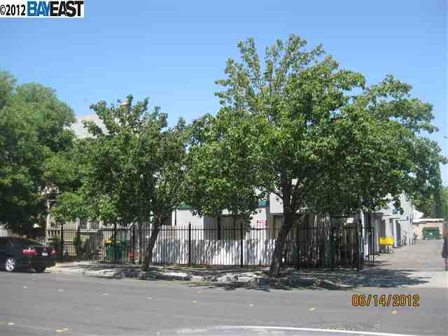 1030 San Joaquin Street, STOCKTON, California 95202, ,Comm Ri Multi-units 5+,For Sale,San Joaquin Street,40616675