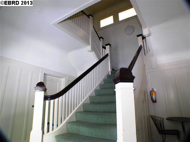 1438 LAFAYETTE ST, ALAMEDA, California 94501-2658, ,Comm Ri Multi-units 5+,For Sale,LAFAYETTE ST,40616774