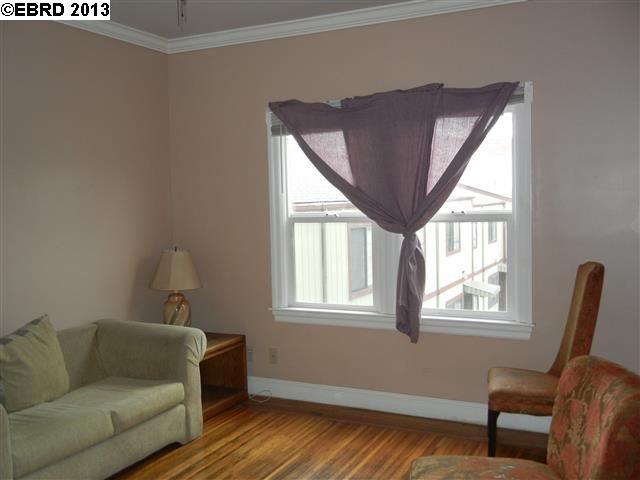 1921 26th Avenue, OAKLAND, California 94601, ,Comm Ri Multi-units 5+,For Sale,26th Avenue,40617383