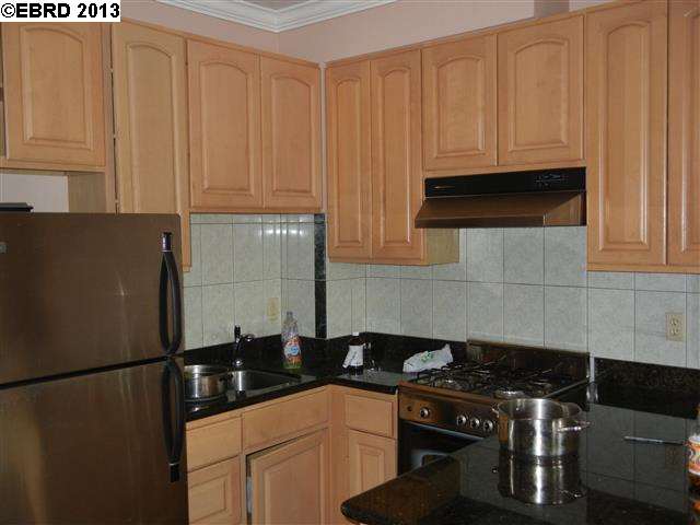 1921 26th Avenue, OAKLAND, California 94601, ,Comm Ri Multi-units 5+,For Sale,26th Avenue,40617383