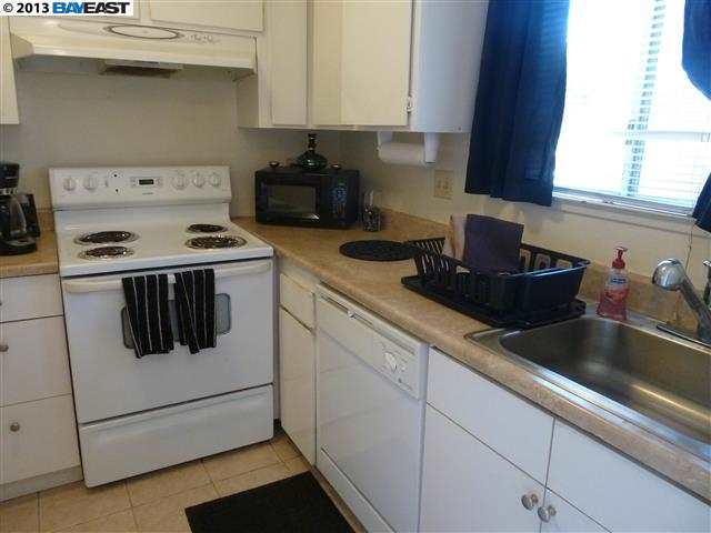 4904 Sonoma Hwy, SANTA ROSA, California 95409, ,Comm Ri Multi-units 5+,For Sale,Sonoma Hwy,40620145