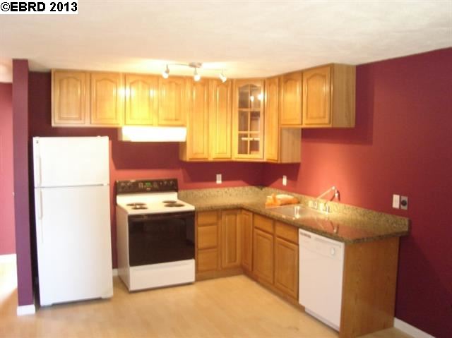 2276 MacArthur Blvd., OAKLAND, California 94602, ,Comm Ri Multi-units 5+,For Sale,MacArthur Blvd.,40620326