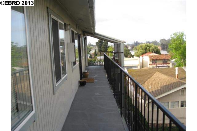 2276 MacArthur Blvd., OAKLAND, California 94602, ,Comm Ri Multi-units 5+,For Sale,MacArthur Blvd.,40620326
