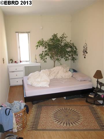 1146 MCKINLEY AVE, OAKLAND, California 94610-3910, ,Comm Ri Multi-units 5+,For Sale,MCKINLEY AVE,40621425