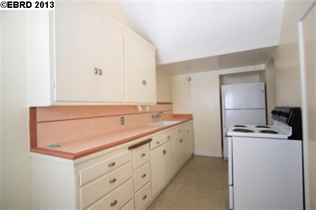 842 CEDAR ST, ALAMEDA, California 94501-5216, ,Comm Ri Multi-units 5+,For Sale,CEDAR ST,40622612