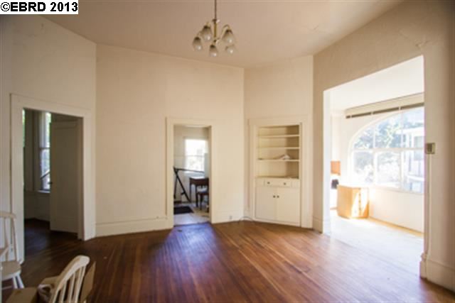 842 CEDAR ST, ALAMEDA, California 94501-5216, ,Comm Ri Multi-units 5+,For Sale,CEDAR ST,40622612