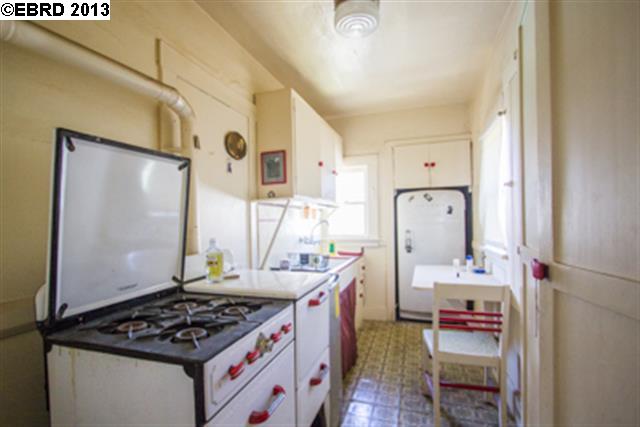 842 CEDAR ST, ALAMEDA, California 94501-5216, ,Comm Ri Multi-units 5+,For Sale,CEDAR ST,40622612
