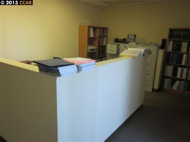 140 Gregory Lane Suite 120, PLEASANT HILL, California 94523, ,Comm Industrial For Lease,For Rent,Gregory Lane Suite 120,40938628