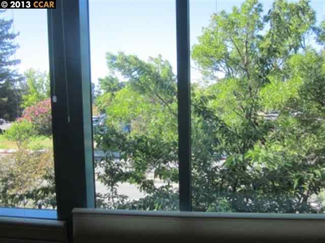 140 Gregory Lane Suite 120, PLEASANT HILL, California 94523, ,Comm Industrial For Lease,For Rent,Gregory Lane Suite 120,40938628