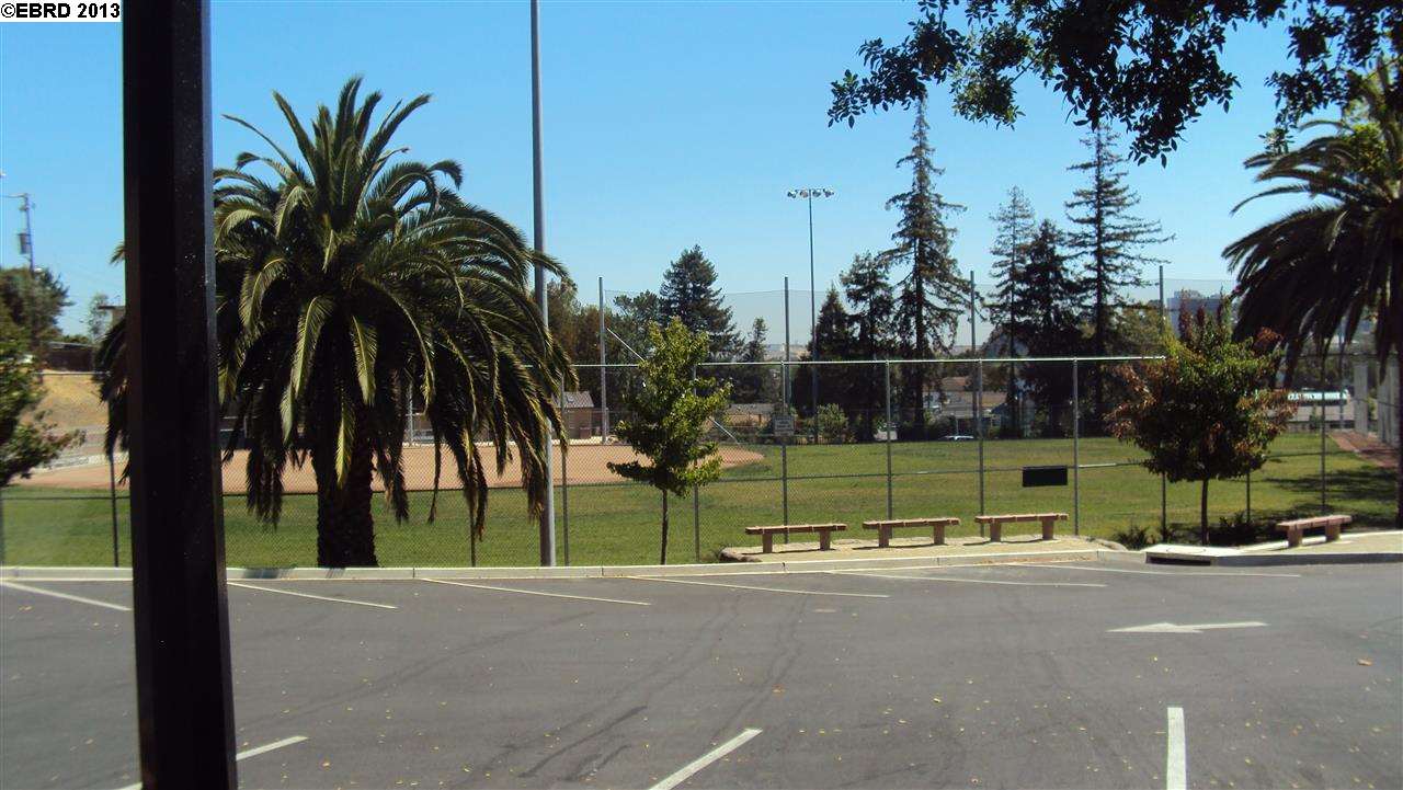 221 Escobar St., MARTINEZ, California 94553, ,Comm Ri Multi-units 5+,For Sale,Escobar St.,40624445