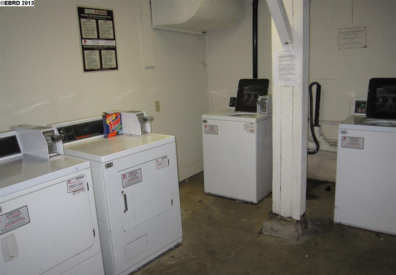 1809 FILBERT ST, OAKLAND, California 94607-2880, ,Comm Ri Multi-units 5+,For Sale,FILBERT ST,40624868