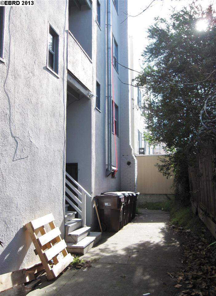 1809 FILBERT ST, OAKLAND, California 94607-2880, ,Comm Ri Multi-units 5+,For Sale,FILBERT ST,40624868