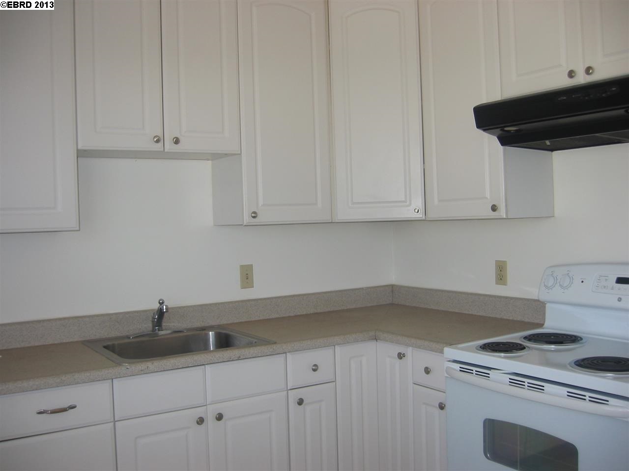 524 Buena Vista Ave, ALAMEDA, California 94501-2015, ,Comm Ri Multi-units 5+,For Sale,Buena Vista Ave,40626675