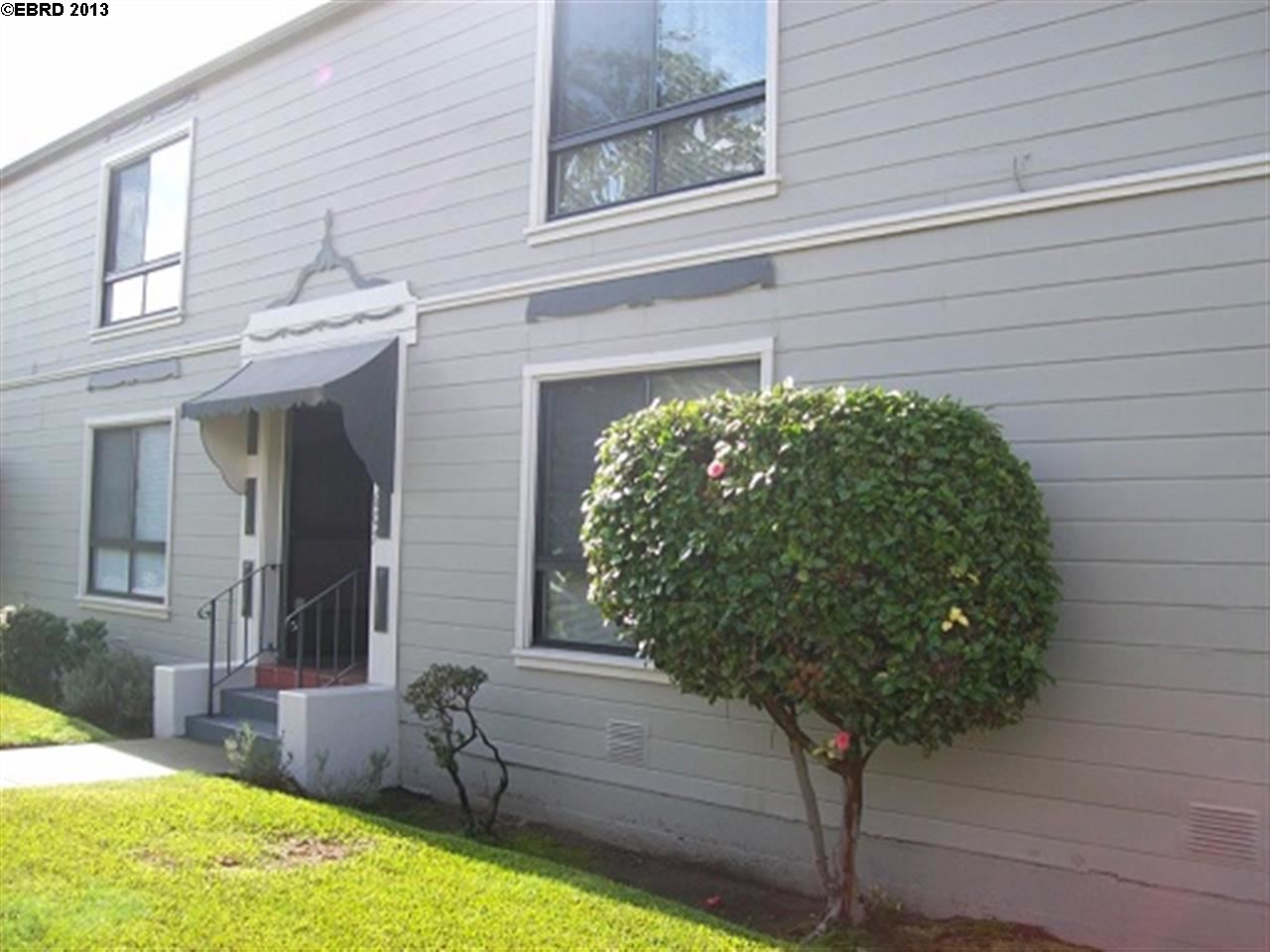 1607 Santa Clara Ave, ALAMEDA, California 94501, ,Comm Ri Multi-units 5+,For Sale,Santa Clara Ave,40627088