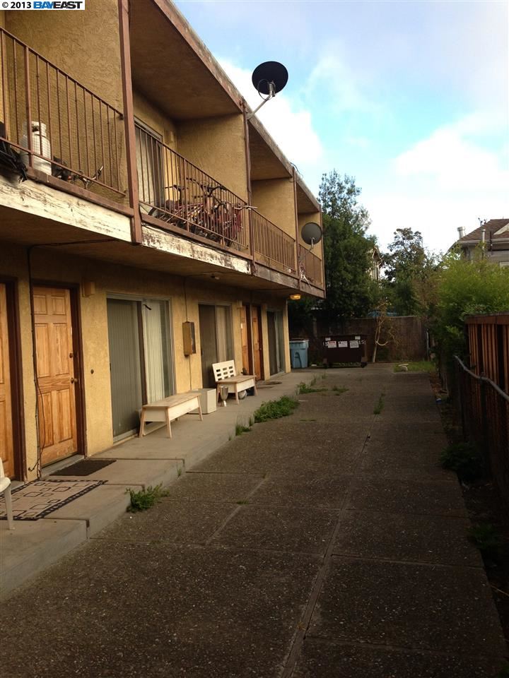 1520 Woolsey Street, BERKELEY, California 94703, ,Comm Ri Multi-units 5+,For Sale,Woolsey Street,40628386