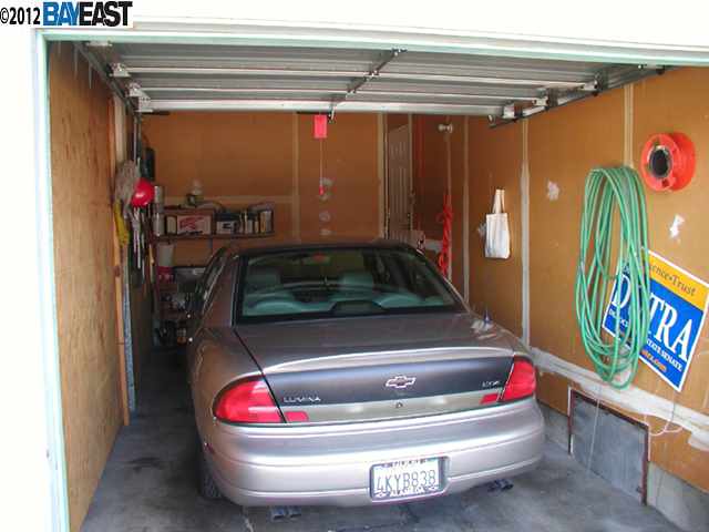 489 WILLOW AVE, HAYWARD, California 94541-2468, ,Comm Ri Multi-units 5+,For Sale,WILLOW AVE,40628409