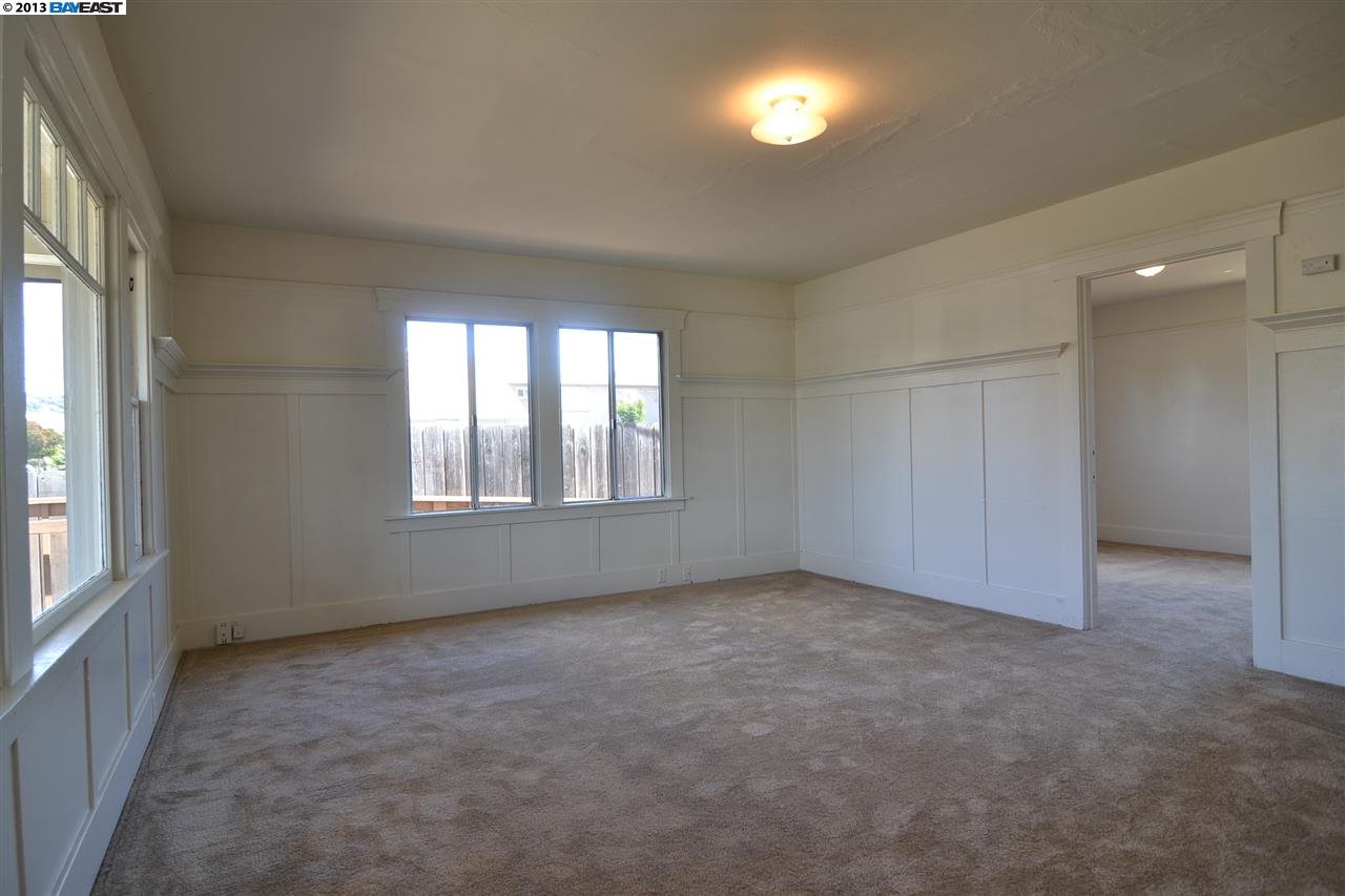 377 SYCAMORE AVE, HAYWARD, California 94544-1505, ,Comm Ri Multi-units 5+,For Sale,SYCAMORE AVE,40628759