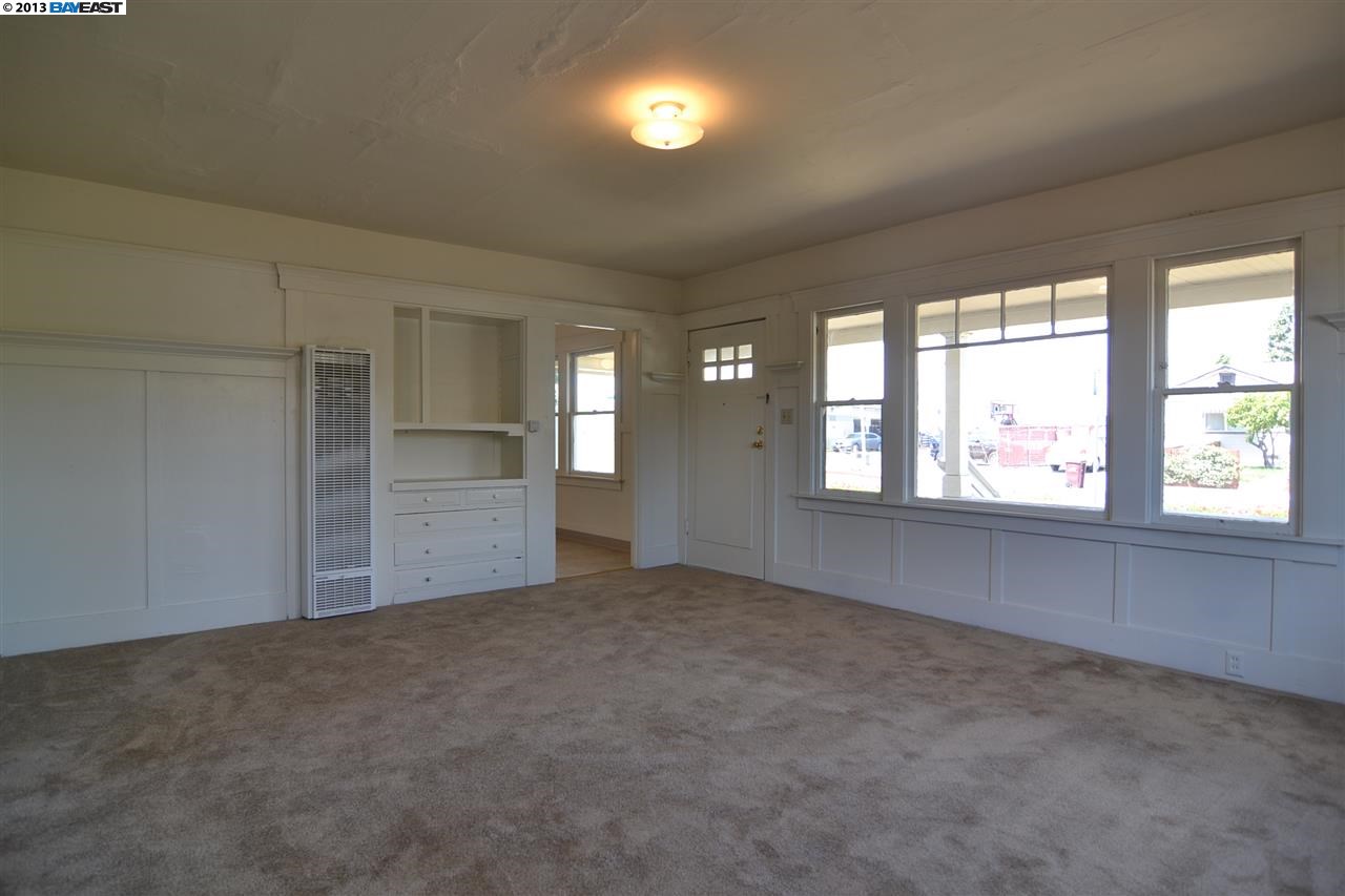 377 SYCAMORE AVE, HAYWARD, California 94544-1505, ,Comm Ri Multi-units 5+,For Sale,SYCAMORE AVE,40628759