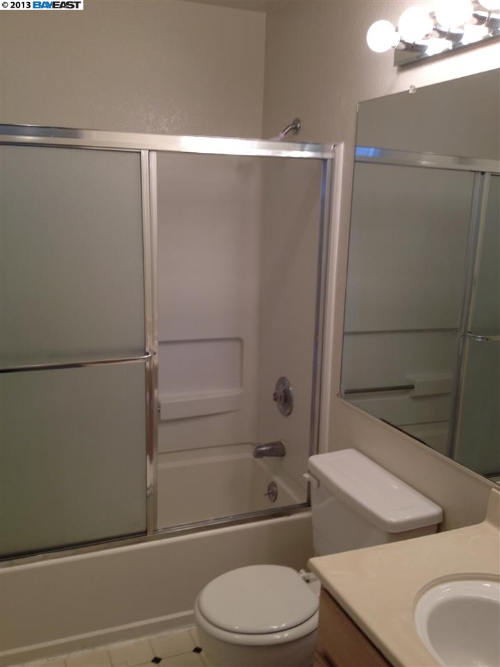 29359 Dixon Street, HAYWARD, California 94544, ,Comm Ri Multi-units 5+,For Sale,Dixon Street,40629262