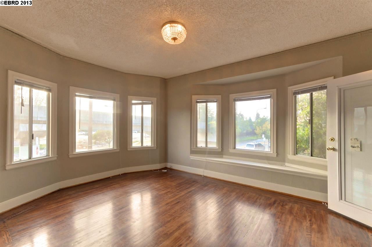 1804 62ND ST, BERKELEY, California 94703-2703, ,Comm Ri Multi-units 5+,For Sale,62ND ST,40629586