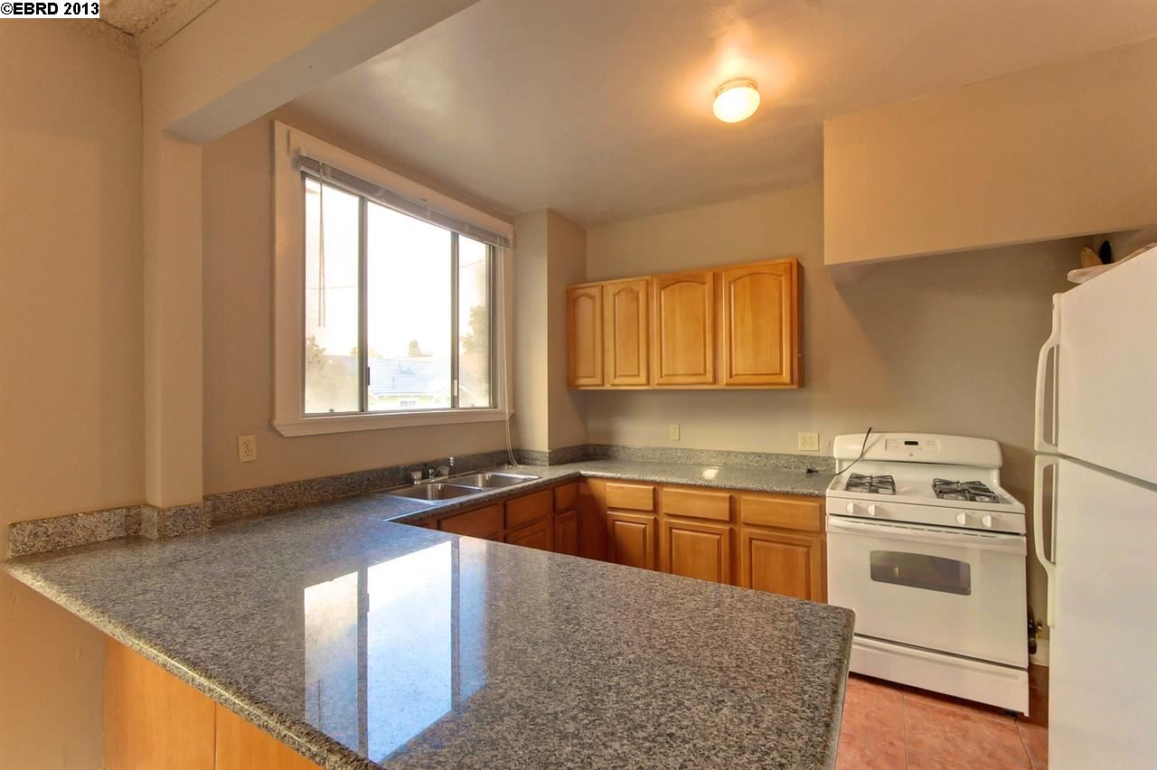 1804 62ND ST, BERKELEY, California 94703-2703, ,Comm Ri Multi-units 5+,For Sale,62ND ST,40629586