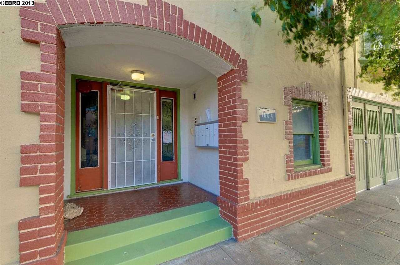 1804 62ND ST, BERKELEY, California 94703-2703, ,Comm Ri Multi-units 5+,For Sale,62ND ST,40629586