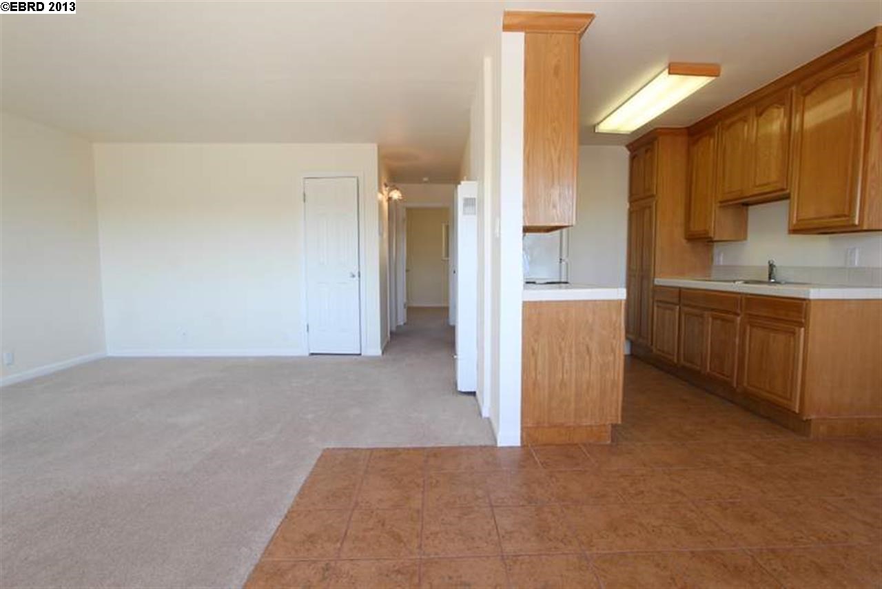 516 BUENA VISTA AVE, ALAMEDA, California 94501-2002, ,Comm Ri Multi-units 5+,For Sale,BUENA VISTA AVE,40629973