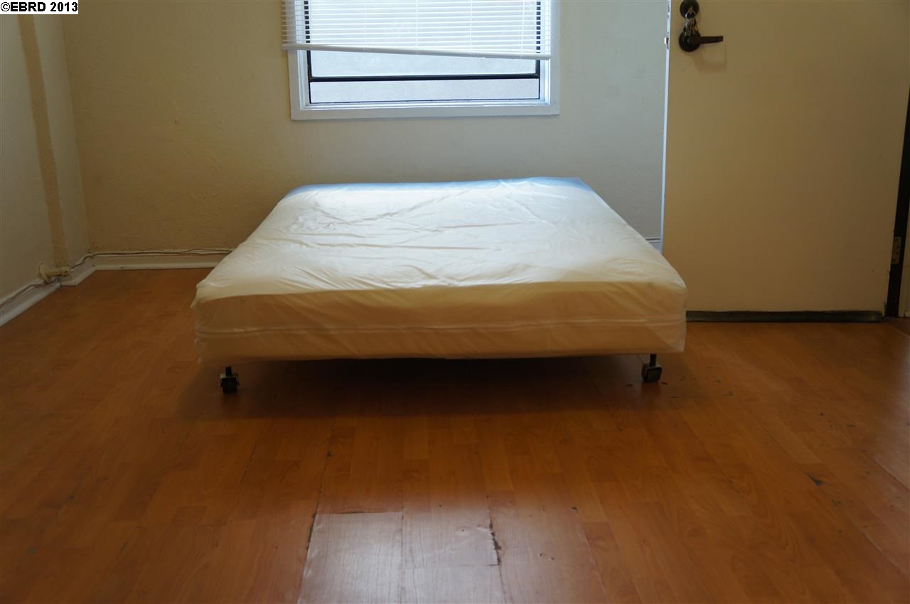 634 15TH ST, OAKLAND, California 94612-1203, ,Comm Ri Multi-units 5+,For Sale,15TH ST,40633573
