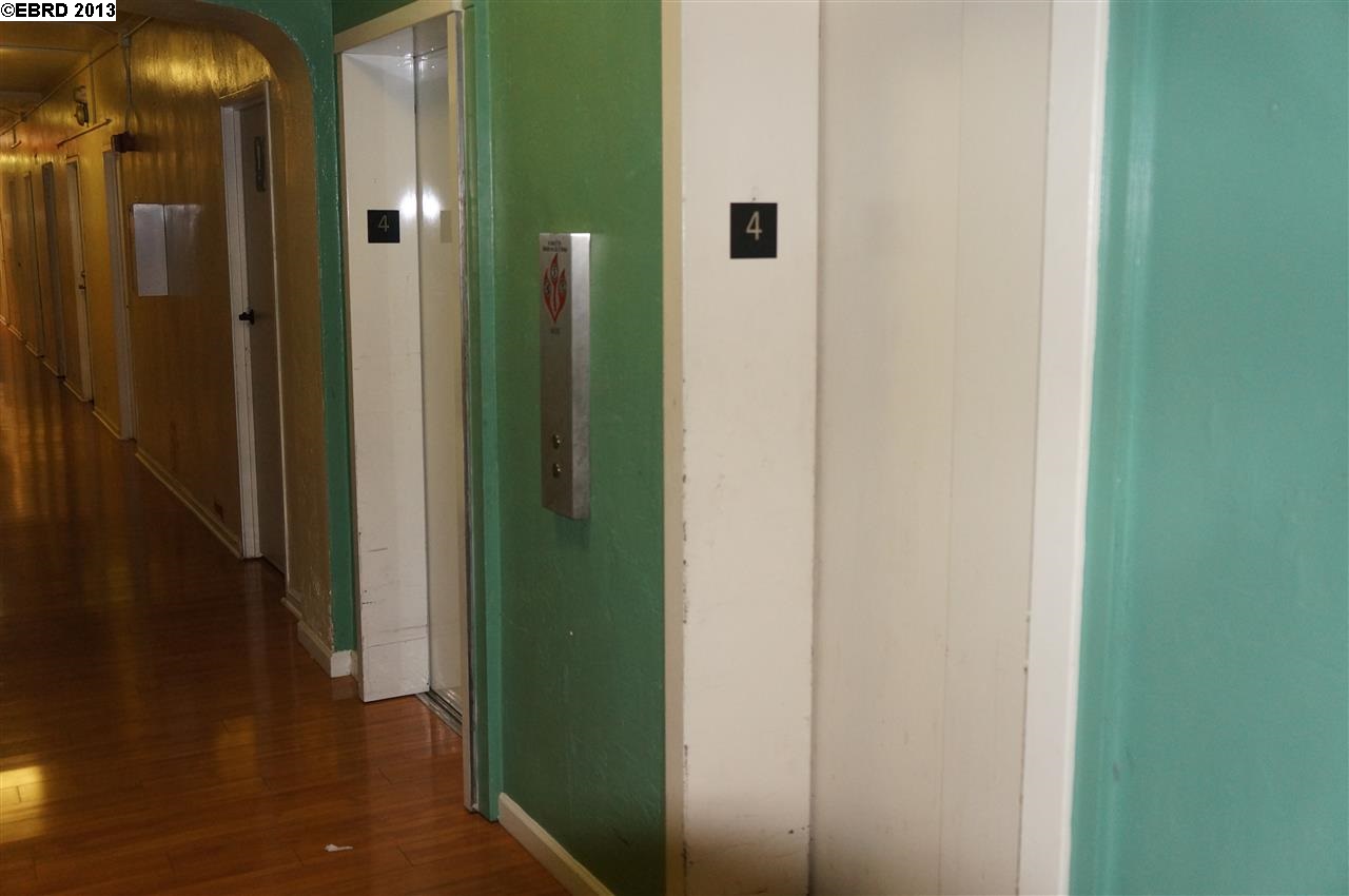 634 15TH ST, OAKLAND, California 94612-1203, ,Comm Ri Multi-units 5+,For Sale,15TH ST,40633573
