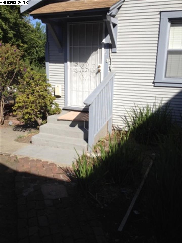 1277 Hearst Ave, BERKELEY, California 94702-1443, ,Comm Ri Multi-units 5+,For Sale,Hearst Ave,40633577