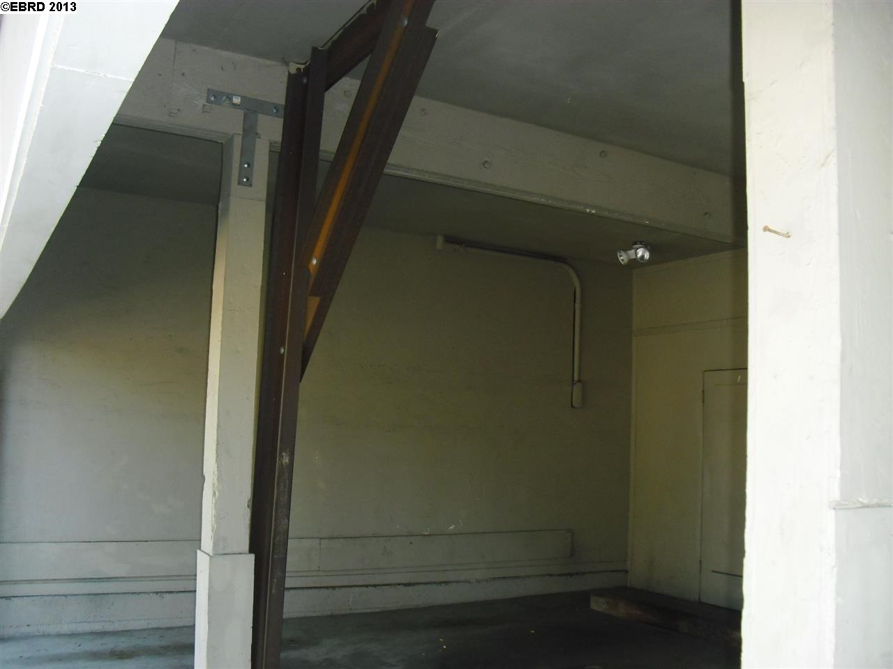 3048 CHAMPION ST, OAKLAND, California 94602-2706, ,Comm Ri Multi-units 5+,For Sale,CHAMPION ST,40635163