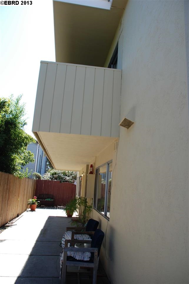 422 TAYLOR AVE, ALAMEDA, California 94501-3719, ,Comm Ri Multi-units 5+,For Sale,TAYLOR AVE,40635432