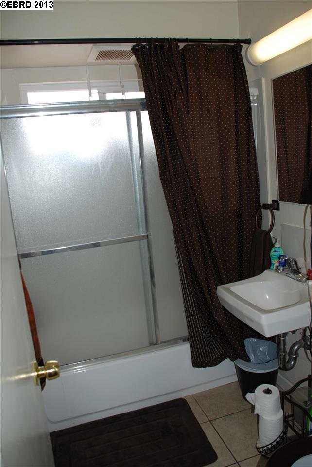 422 TAYLOR AVE, ALAMEDA, California 94501-3719, ,Comm Ri Multi-units 5+,For Sale,TAYLOR AVE,40635432