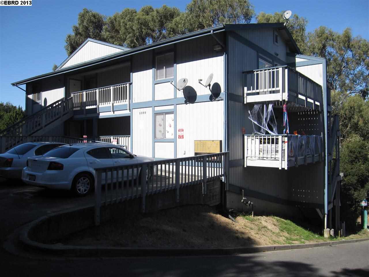 2550 COURTLAND AVE, OAKLAND, California 94601-4857, ,Comm Ri Multi-units 5+,For Sale,COURTLAND AVE,40636625