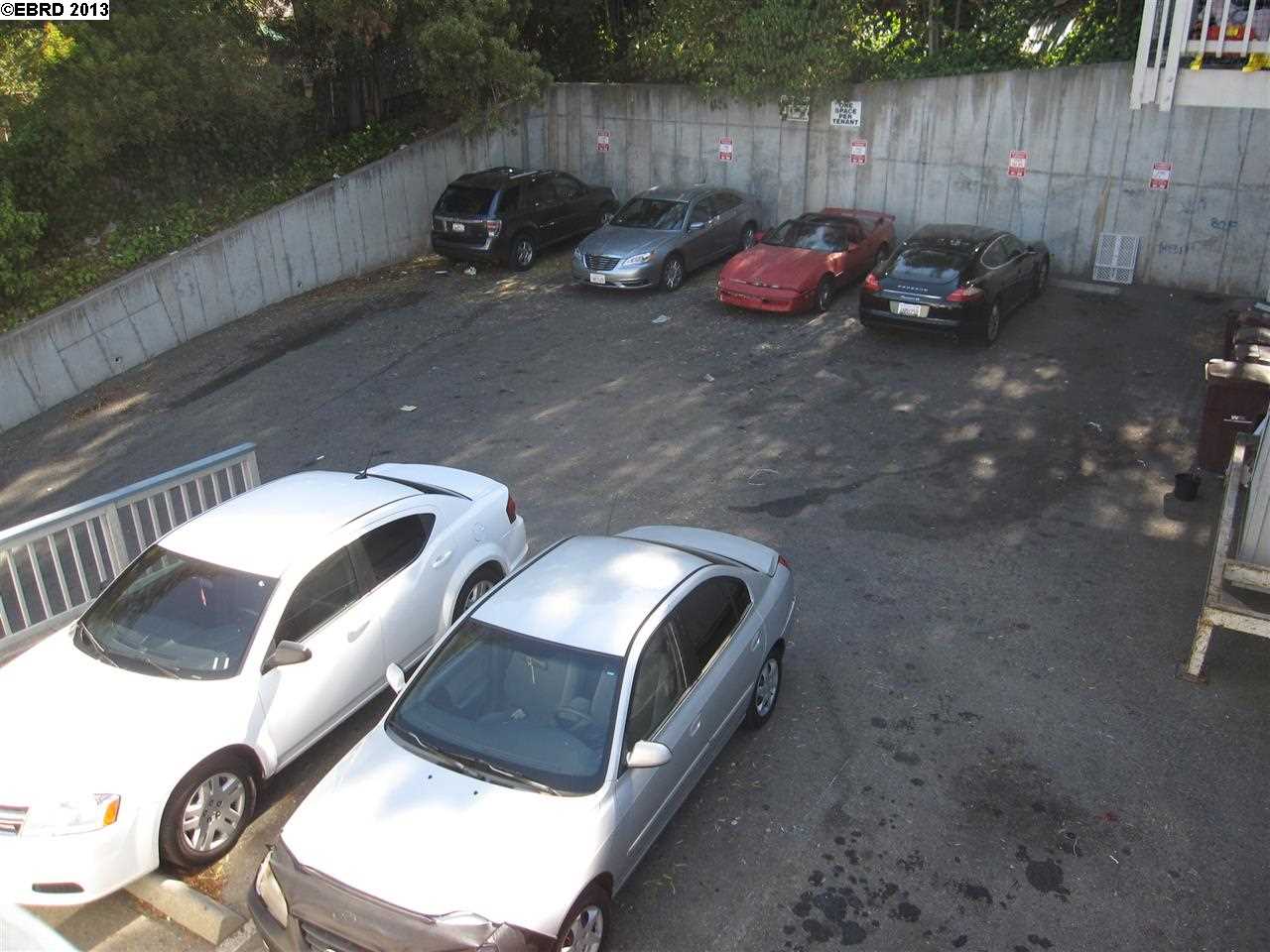 2550 COURTLAND AVE, OAKLAND, California 94601-4857, ,Comm Ri Multi-units 5+,For Sale,COURTLAND AVE,40636625
