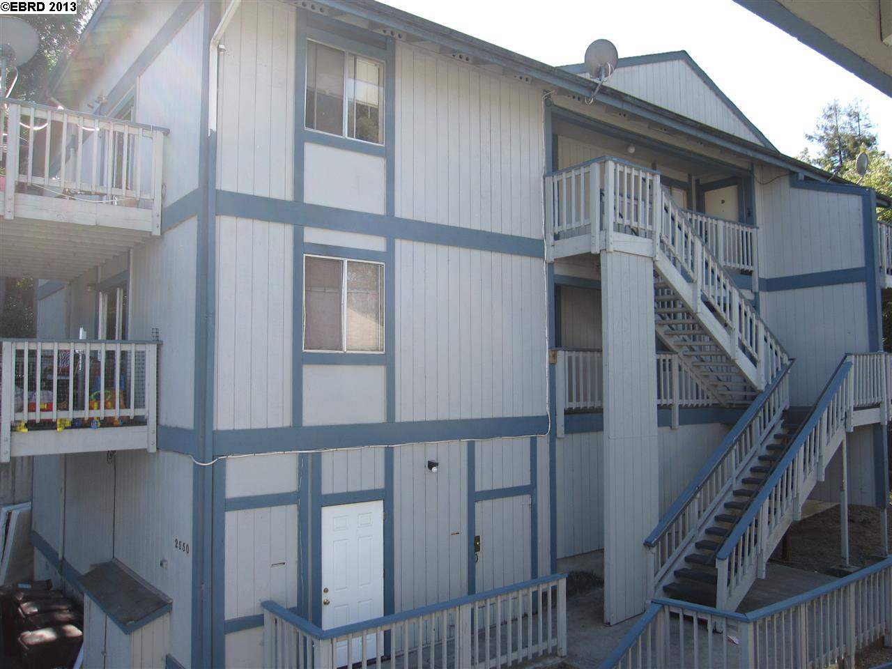 2550 COURTLAND AVE, OAKLAND, California 94601-4857, ,Comm Ri Multi-units 5+,For Sale,COURTLAND AVE,40636625