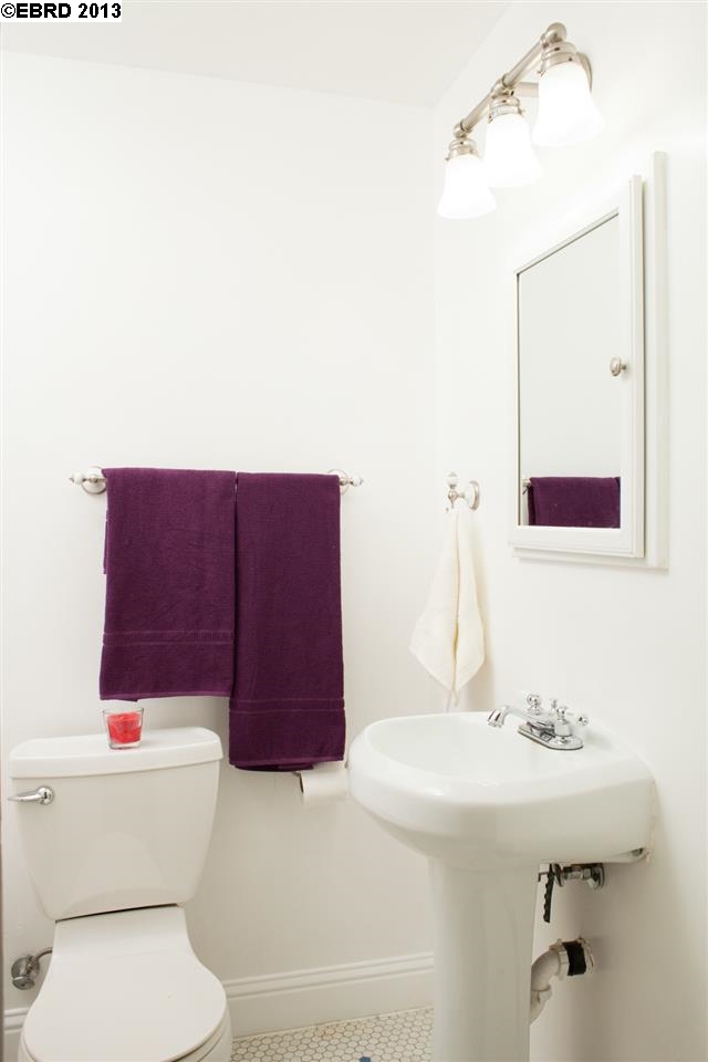 1929 26TH AVE, OAKLAND, California 94601-1764, ,Comm Ri Multi-units 5+,For Sale,26TH AVE,40636794