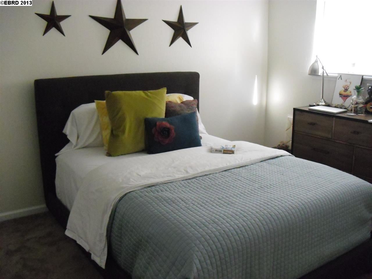 1607 PRINCE ST, BERKELEY, California 94703-2311, ,Comm Ri Multi-units 5+,For Sale,PRINCE ST,40637602
